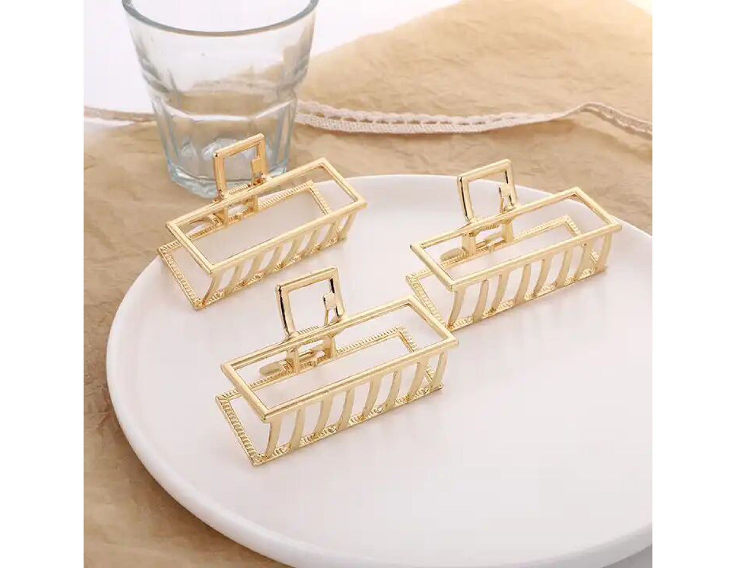 EZ LIVING 2pcs gold color hair clip for claw hair women and girls Gorgeous Ways to Style Your Hair with Gold Hair Claw Clips The Best Hair Claw Clips for Thick and Long Hair