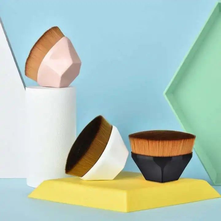 EZ LIVING 1pcs brown color makeup foundation brush for women and girls makeup Must-Have Foundation Brush Makeup Brushes for Flawless Application