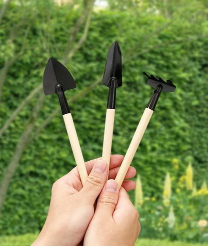 EZ LIVING Premium Gardening Tool Kit for Home & Agri Use | Durable Khurpi, Trowel, Hand Cultivator, Weeding Fork & Pruner Set | Essential Plant Care & Farming Tools for Gardeners, Farmers & Plant Lovers